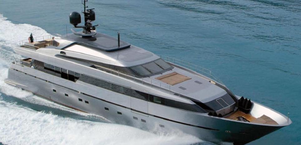 Tesoro Charter Yacht