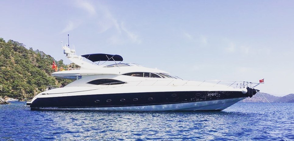 Vogue Charter Yacht