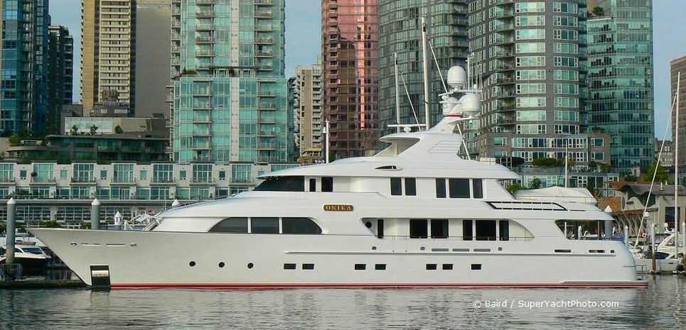 onika yacht grosse pointe shores