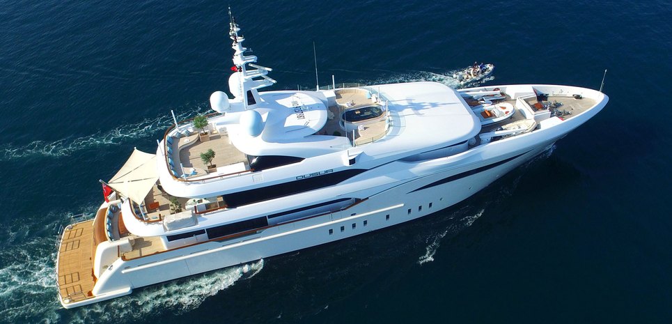 Dusur Charter Yacht