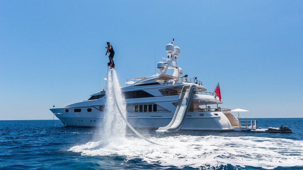 Air Yacht Charter Price Ex Qm Of London Benetti Luxury Yacht Charter