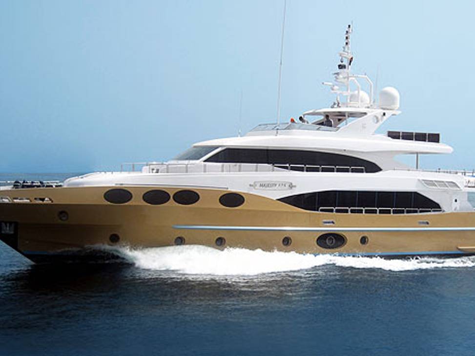 Marina Wonder Yacht Charter Price Gulf Craft Luxury Yacht Charter