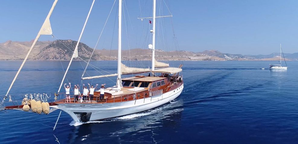 Arabella Charter Yacht