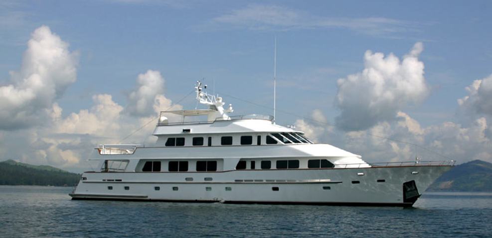 Ligaya Charter Yacht