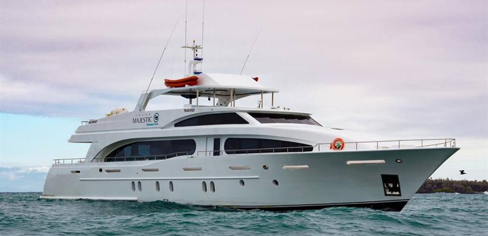 Grand Daphne Charter Yacht