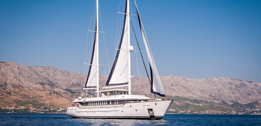 Aiaxaia Charter Yacht