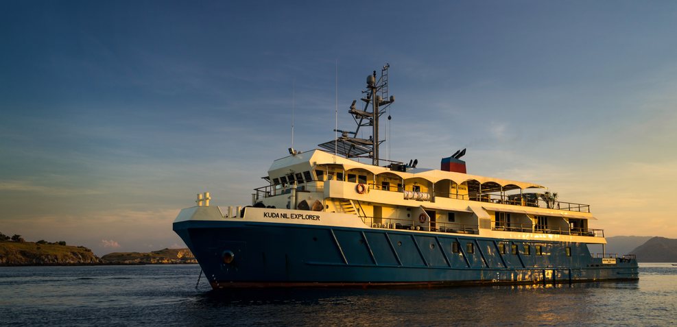 Kudanil Explorer Charter Yacht