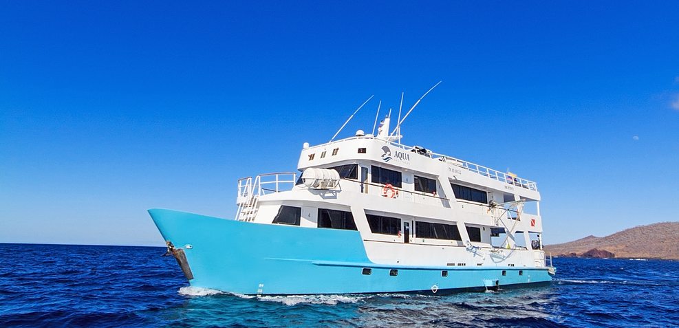 Aqua Charter Yacht